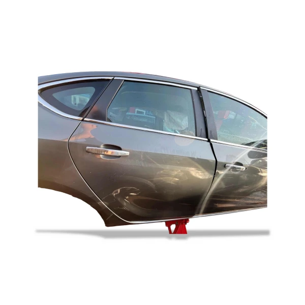 Opel Astra J Füme Bagaj Kapağı