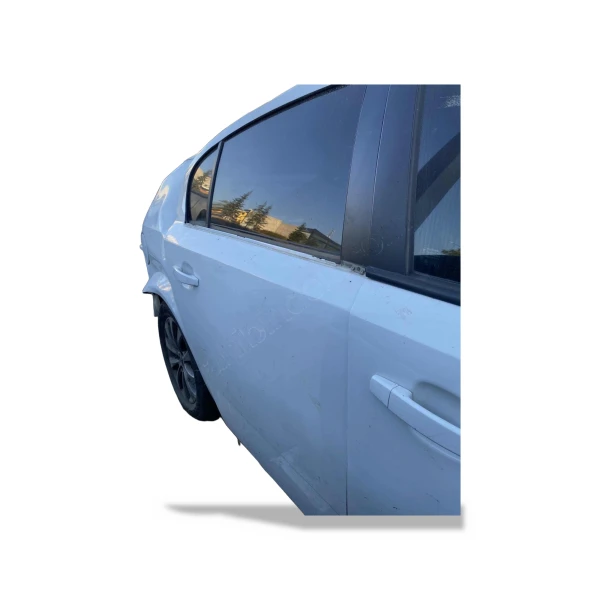 Opel Astra H Sedan Sağ Arka Kapı